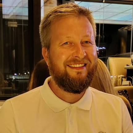 Олег Текучев | Сетка — социальная сеть от hh.ru