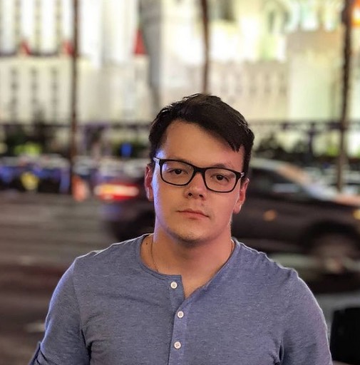 Артем Дмитриев | Сетка — социальная сеть от hh.ru