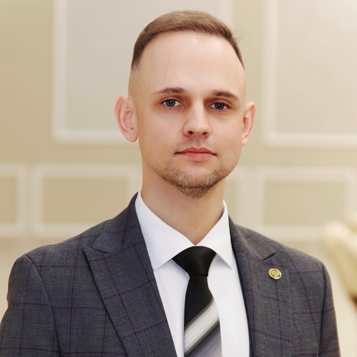 Дмитрий Янин