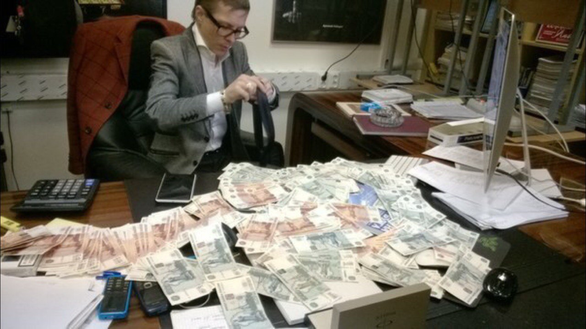 🔥 ЖАДНОСТЬ – ЖИЗНЬ. СКРОМНОСТЬ – НИЩЕТА. 🔥
Скромность воспевают веками. Её называют добродетелью, воспитанием, культурой | Сетка — социальная сеть от hh.ru