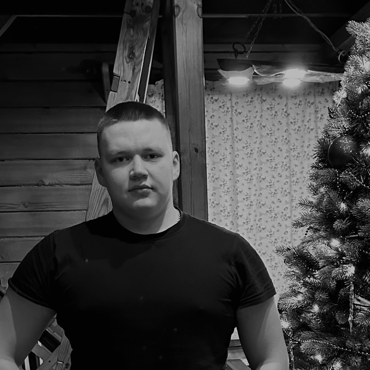 Евгений Бобров