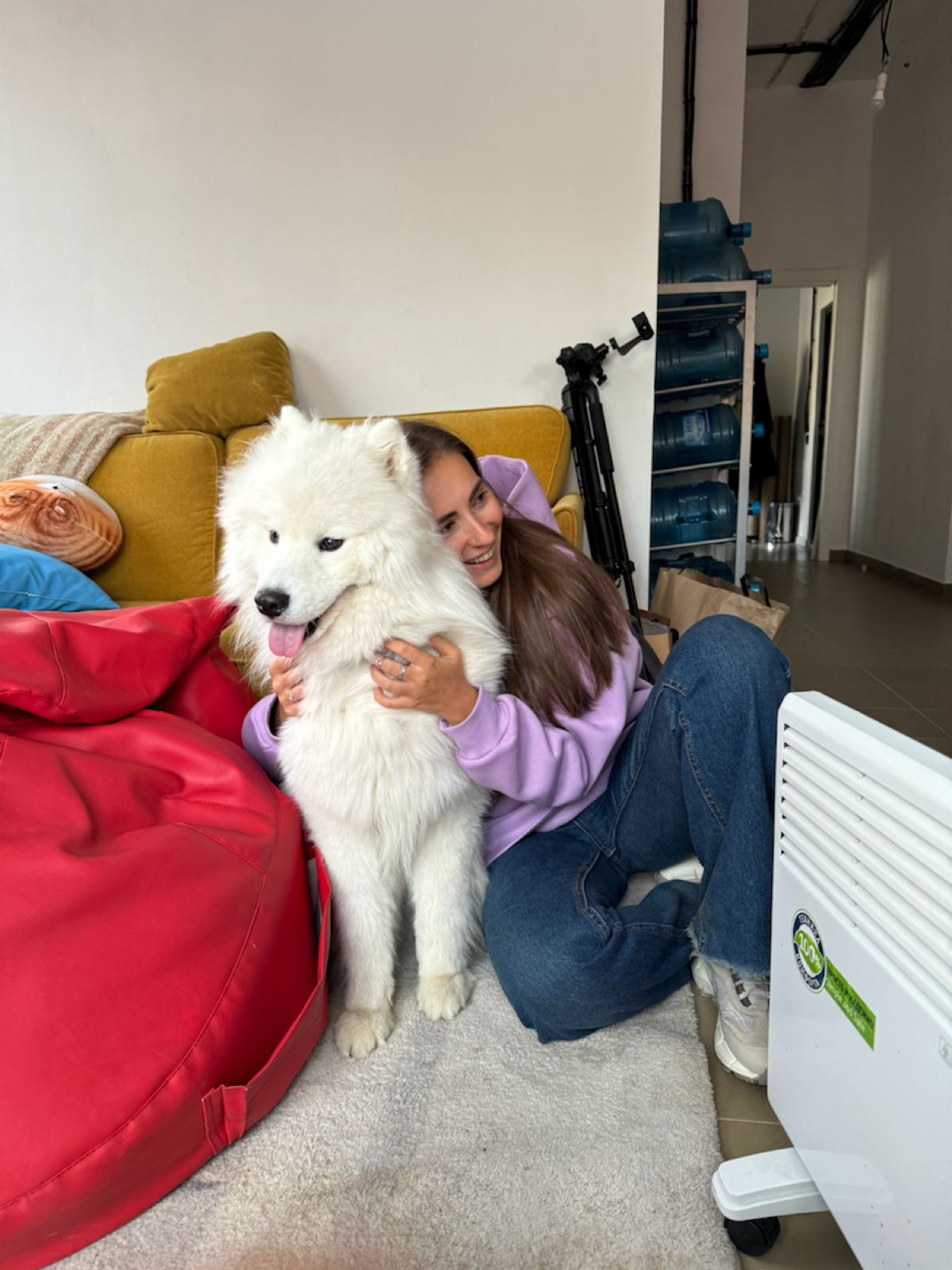 С какими странностями корпоративной культуры вы готовы мириться?
Недавно в сетке увидела такой вопрос, и один ответ меня особенно заинтересовал | Сетка — социальная сеть от hh.ru