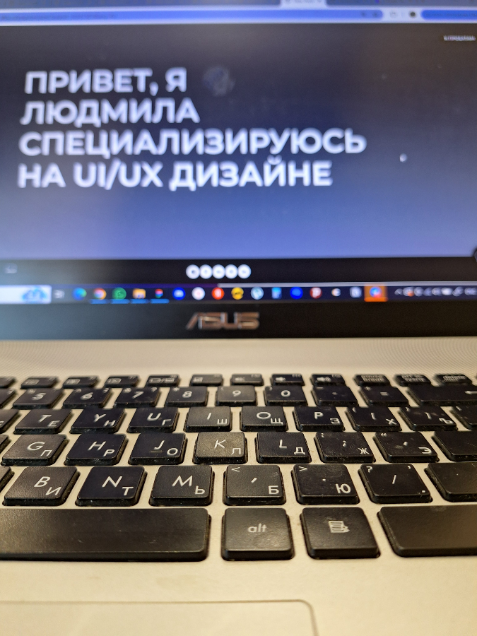 Святые угодники! Как же не хочется собирать портфолио🫠🫣… хочется, чтобы тебя уже по обычному резюме из hh.ru видели на сквозь, в плане умелок и хотелок. И всё решалось просто да - да, нет - нет | Сетка — социальная сеть от hh.ru