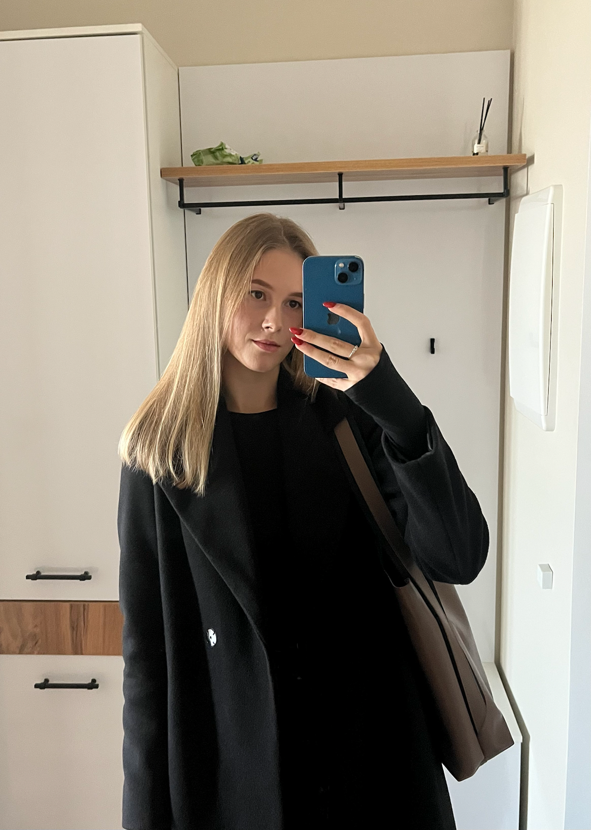 Привет! 👋 Я Настя, веб-дизайнер с 4-летним опытом. | Сетка — социальная сеть от hh.ru