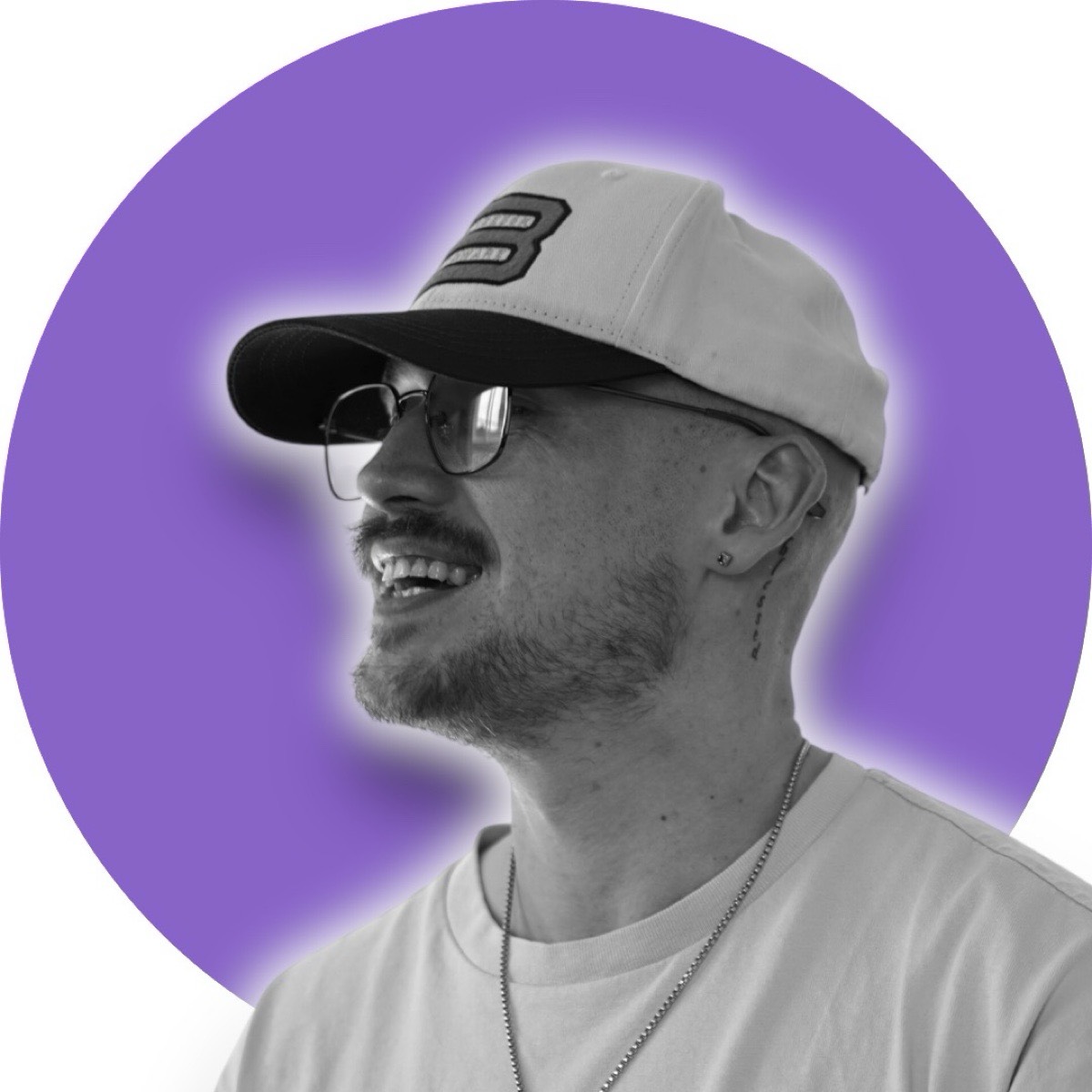 Майк Басанин | Сетка — социальная сеть от hh.ru