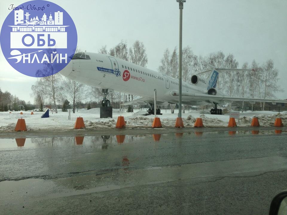 ↗ 15 февраля
Всемирный день детей, больных раком.
День чествования участников боевых действий на территории других государств.
Народный календарь, приметы и фольклор Руси
Громницы. Сретенье | Сетка — социальная сеть от hh.ru