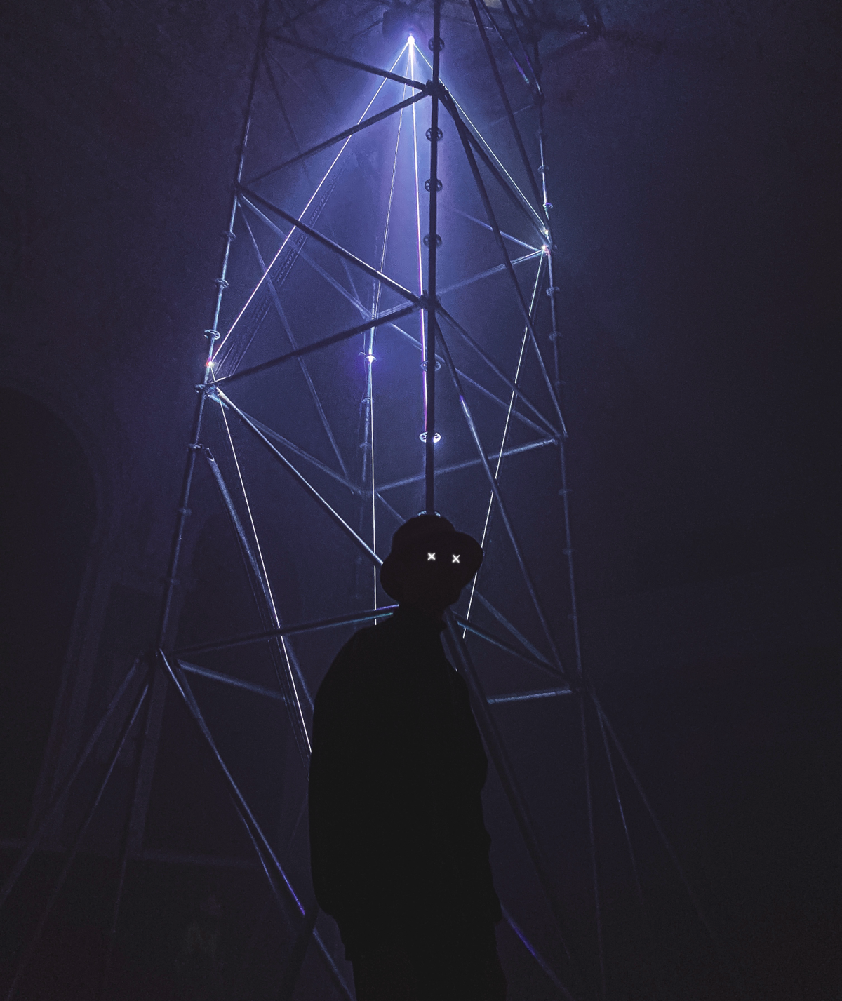 Привет, Сетка! Я арт-директор и креативный продюсер.
Нахожусь в активном поиске работы | Сетка — социальная сеть от hh.ru