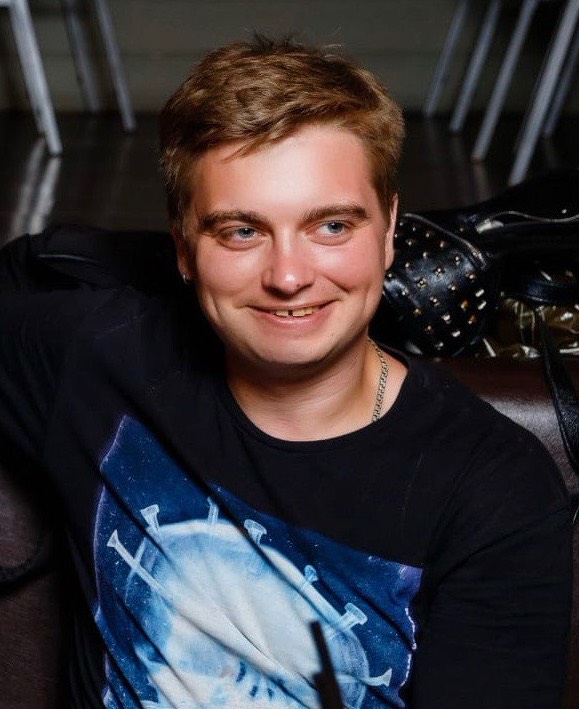 Валерий Холкин | Сетка — социальная сеть от hh.ru