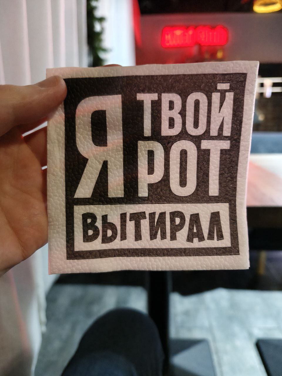 Покидайте приколов?
Мемы, рилсы, шоу - всё с удовольствием посмотрю | Сетка — социальная сеть от hh.ru