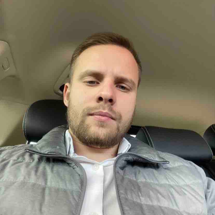 Денис Гудков | Сетка — социальная сеть от hh.ru