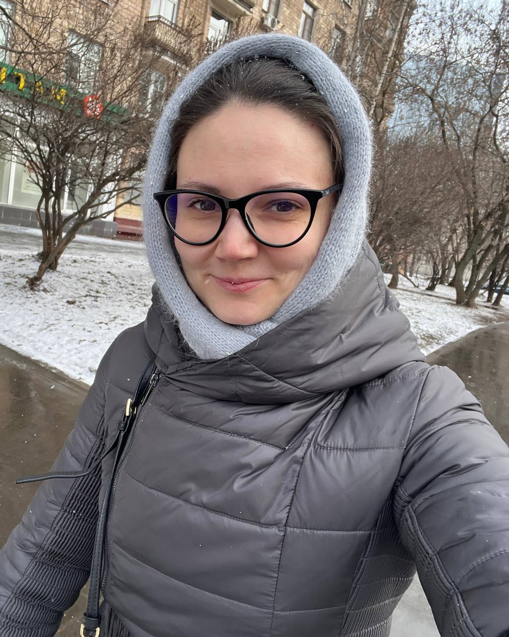Вышла из дома первый раз со среды. А что, зима пришла что ли? ❄️🧣 | Сетка — социальная сеть от hh.ru