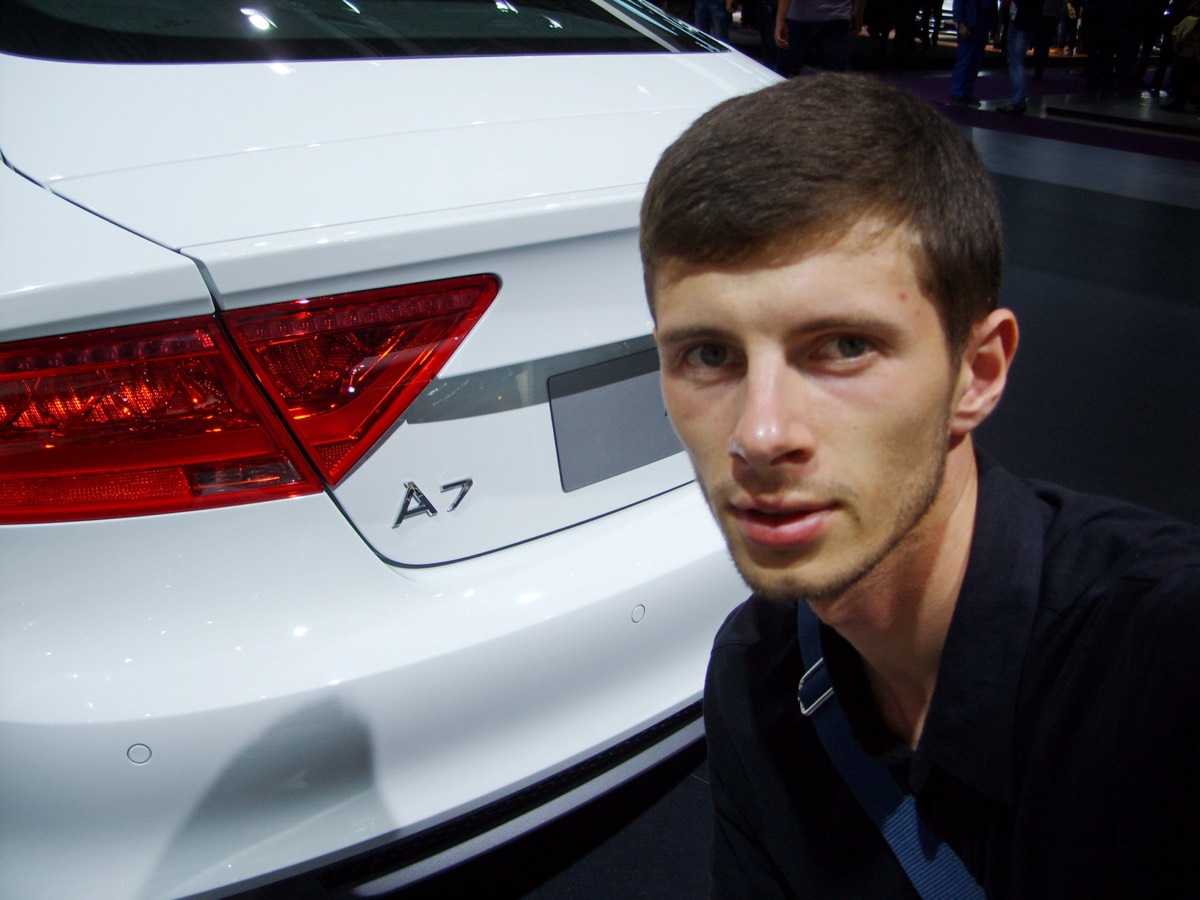 Петр Мананников