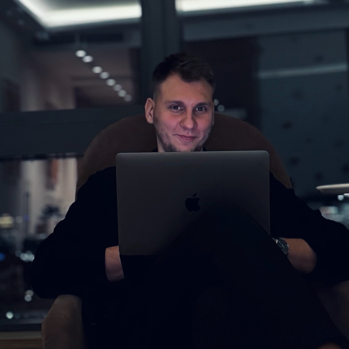 Антон Азарин | Сетка — социальная сеть от hh.ru