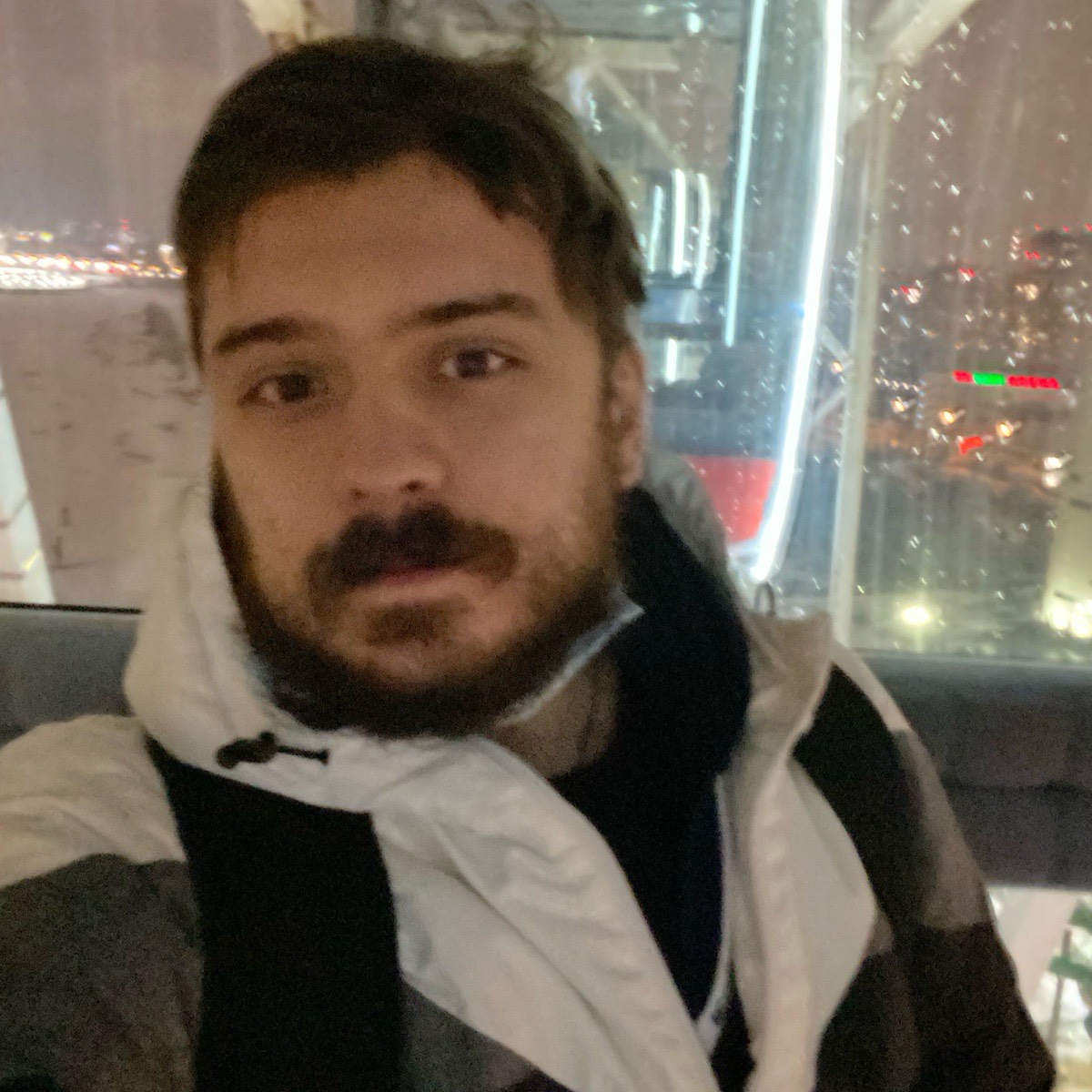 Максим Захаров