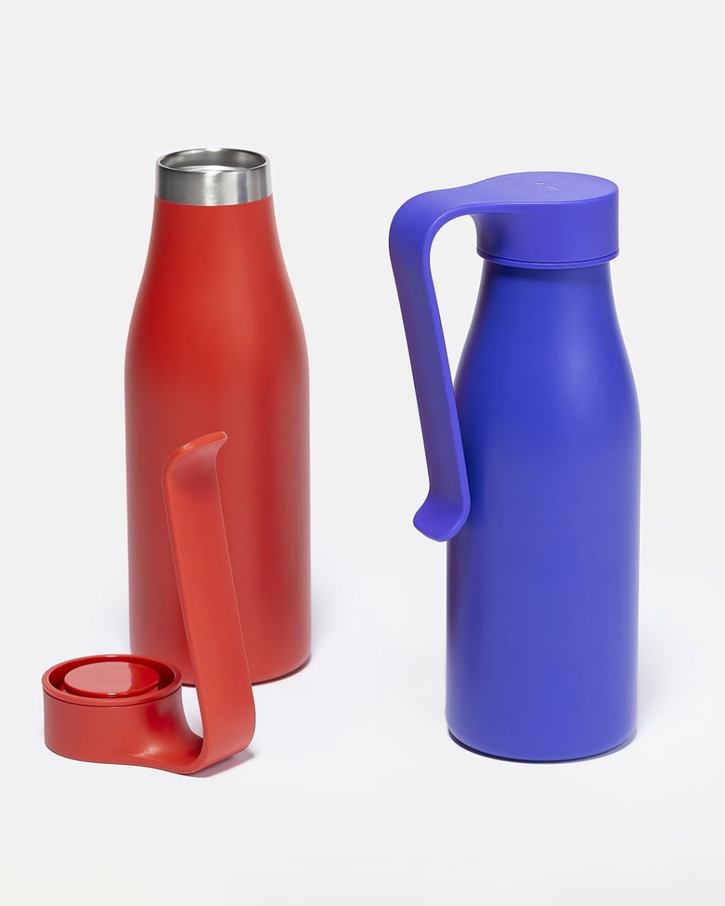 Away
Термос.
@ Alessandro Stabile для Alessi
#packaging #formfactor | Сетка — социальная сеть от hh.ru