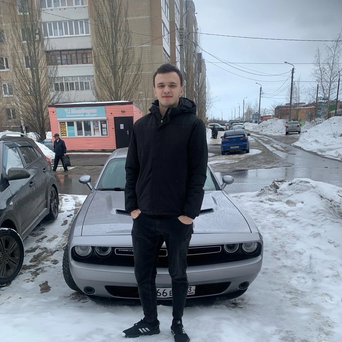 Денис Попов