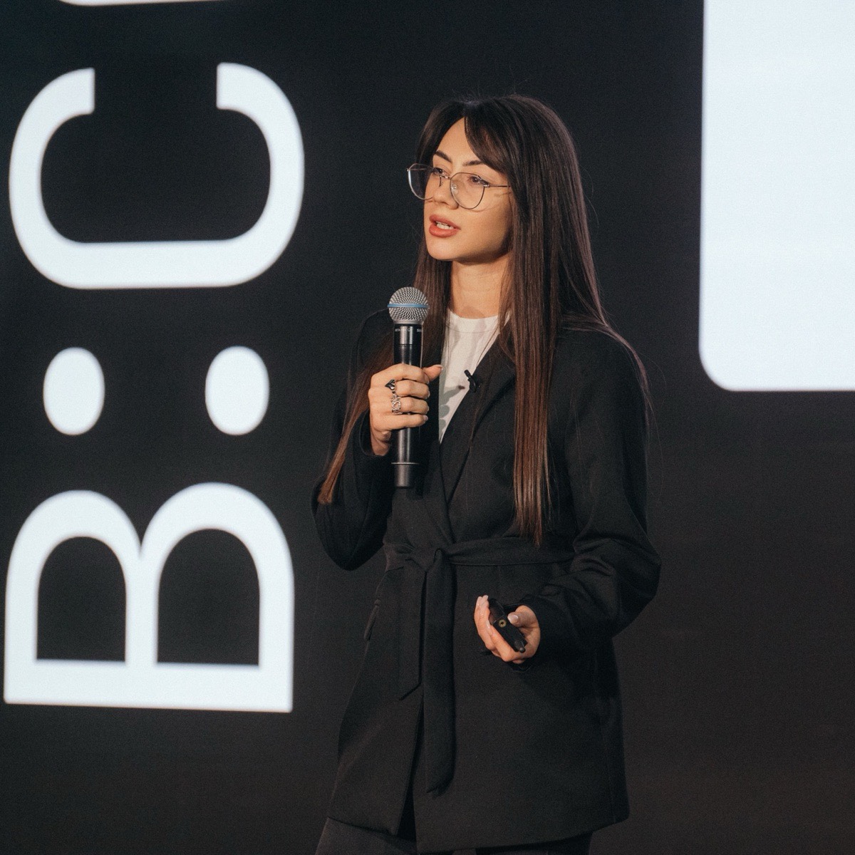 Элеонора Германовна | Сетка — социальная сеть от hh.ru