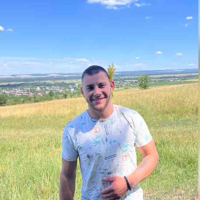 Игорь Вареников