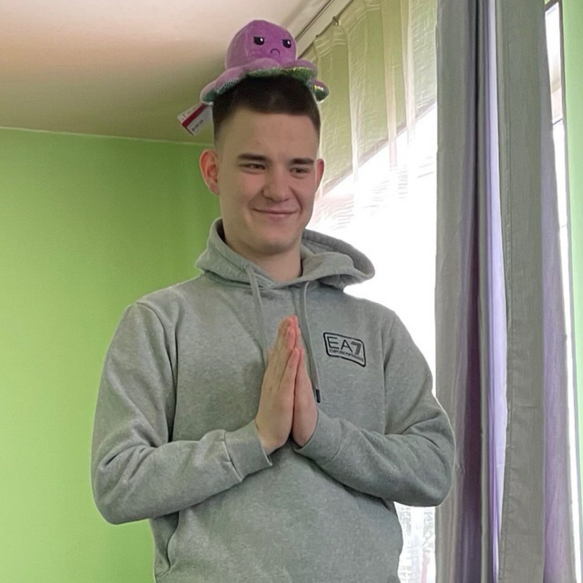 Антон Энговатов | Сетка — социальная сеть от hh.ru