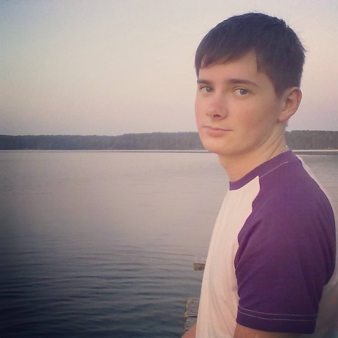 Денис Сбродов