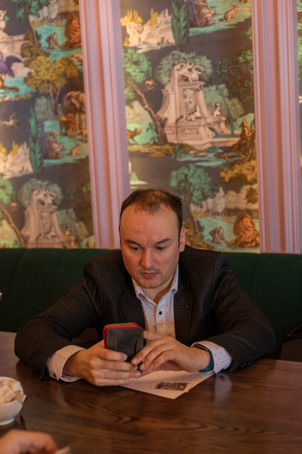 Не будешь формировать свой фин портфель, на пенсии останешься «у разбитого корыта»💯
Почему я не устану говорить, что нужно взять на себя ответственность для создания фин портфеля, который позволит теб... | Сетка — социальная сеть от hh.ru
