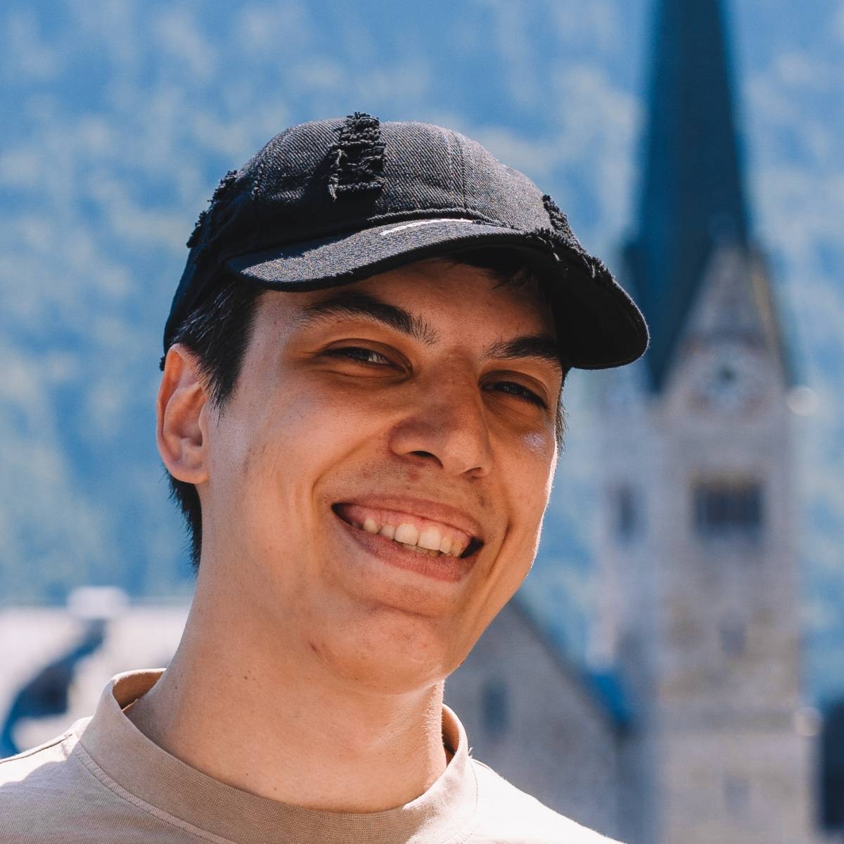 Ruslan Shafikov