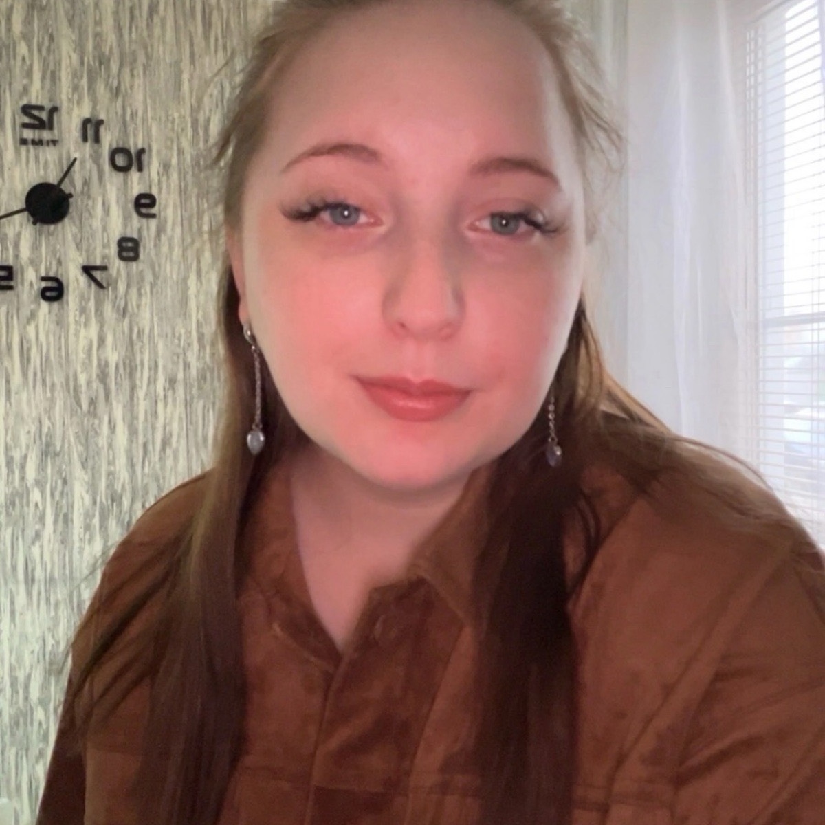 Алёна Золоторёва | Сетка — социальная сеть от hh.ru