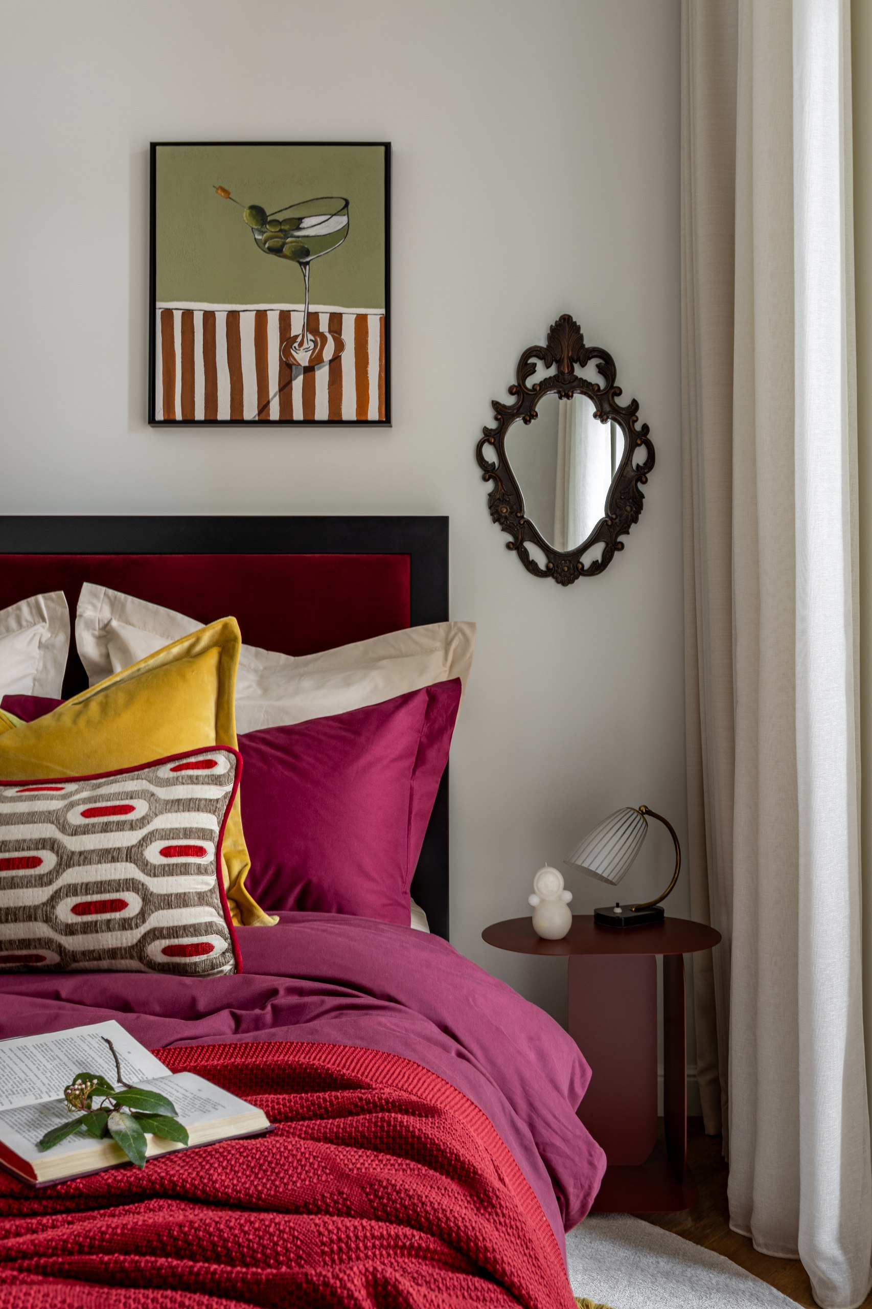 Сара Михайлова любит яркие цвета, эклектику и винтаж, ее интерьеры —это всегда буйство красок и позитивные эмоции | Сетка — социальная сеть от hh.ru