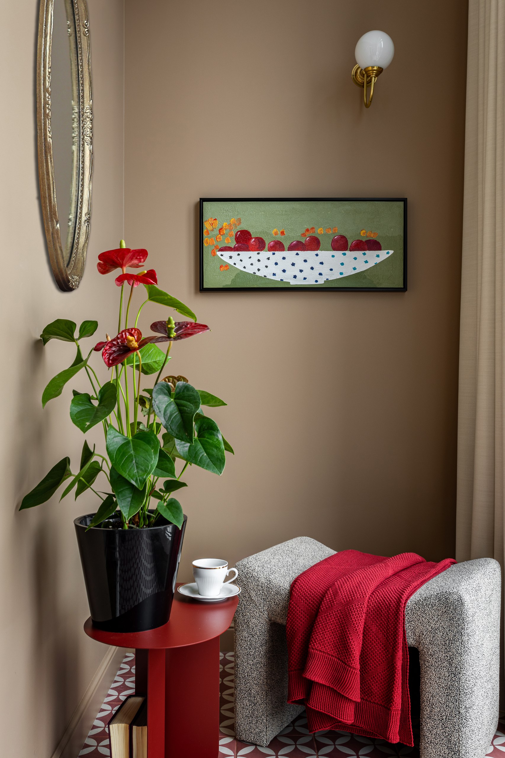 Сара Михайлова любит яркие цвета, эклектику и винтаж, ее интерьеры —это всегда буйство красок и позитивные эмоции | Сетка — социальная сеть от hh.ru