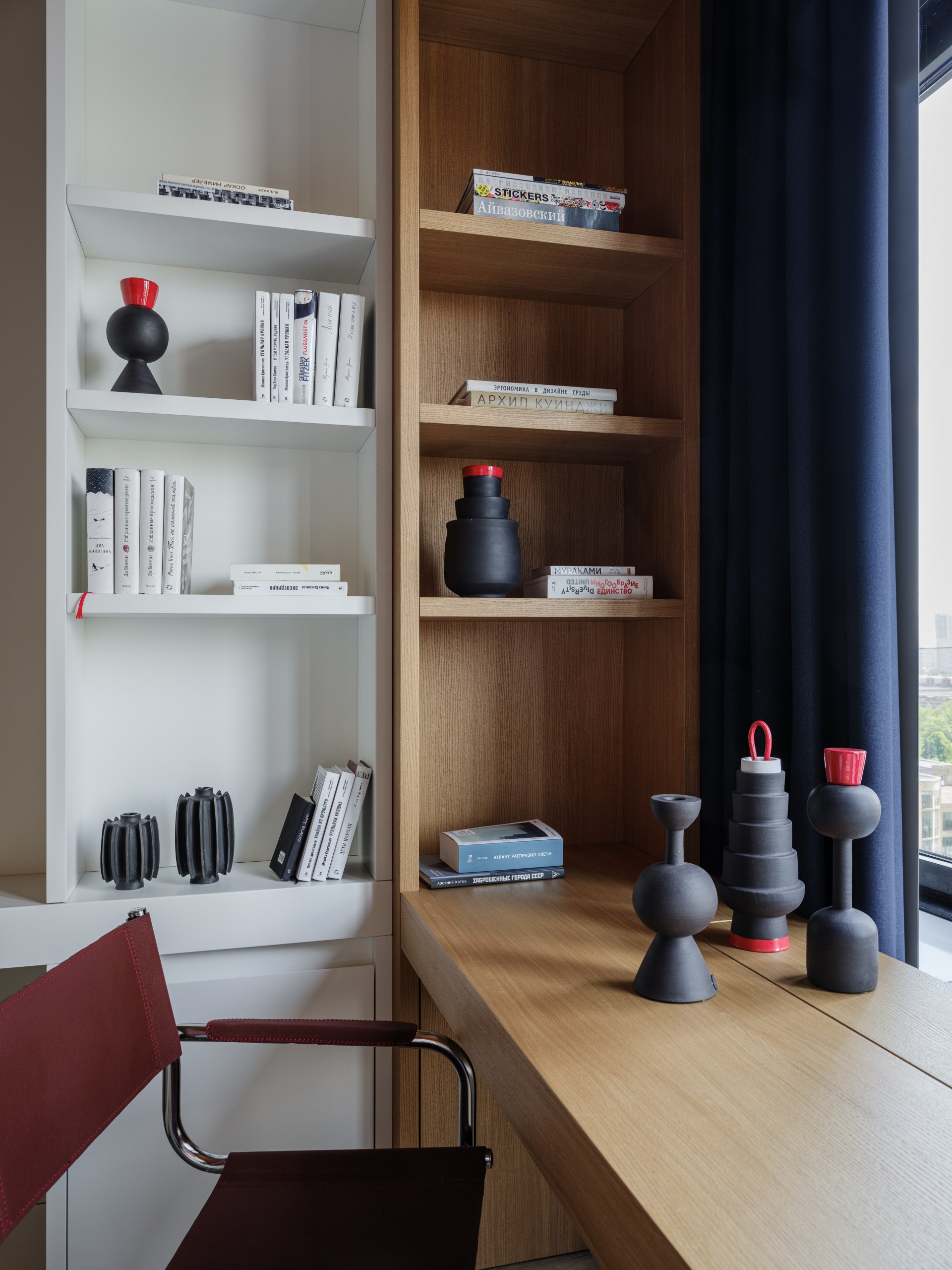 Многофункциональный интерьер с «кухней-невидимкой» и современной живописью — такой старт студенческой жизни придумала дизайнер Елена Махрова для детей-близнецов своих давних клиентов | Сетка — социальная сеть от hh.ru