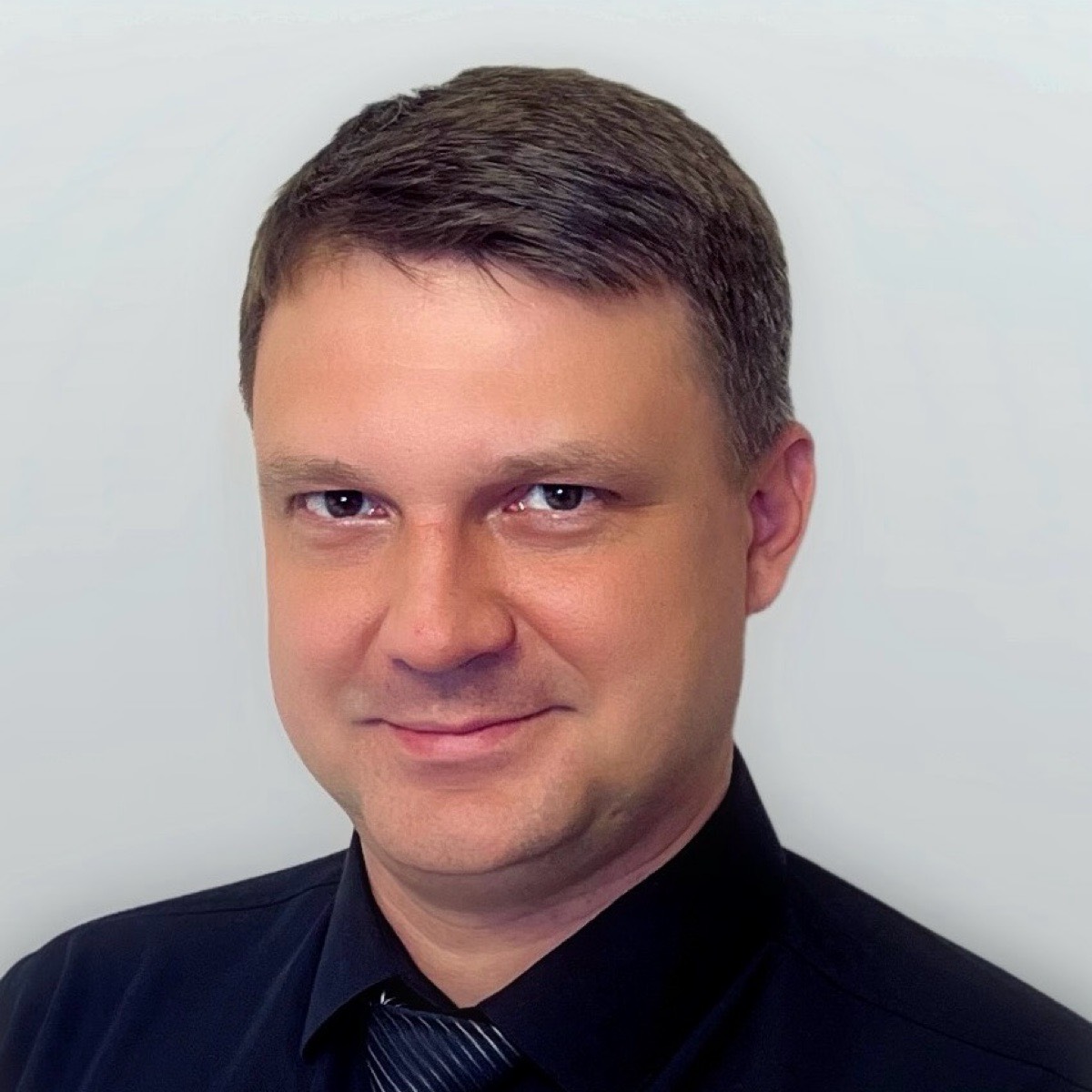 Денис Рунов | Сетка — социальная сеть от hh.ru