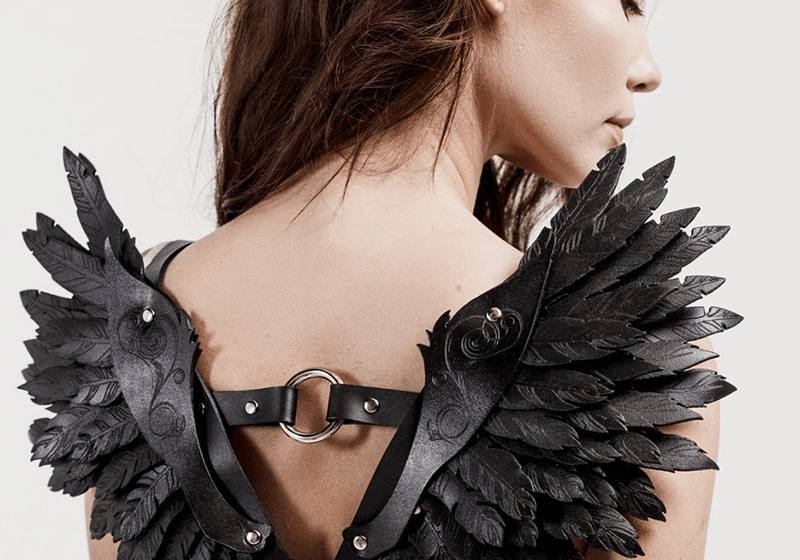 👙 Кожаные штучки для тех, кто любит выделяться 
Друзья, я решил постепенно рассказывать о внутренней кухней нашего агентства, поэтому спешим поделиться! Наше digital-агентство завершило разработку инт... | Сетка — социальная сеть от hh.ru