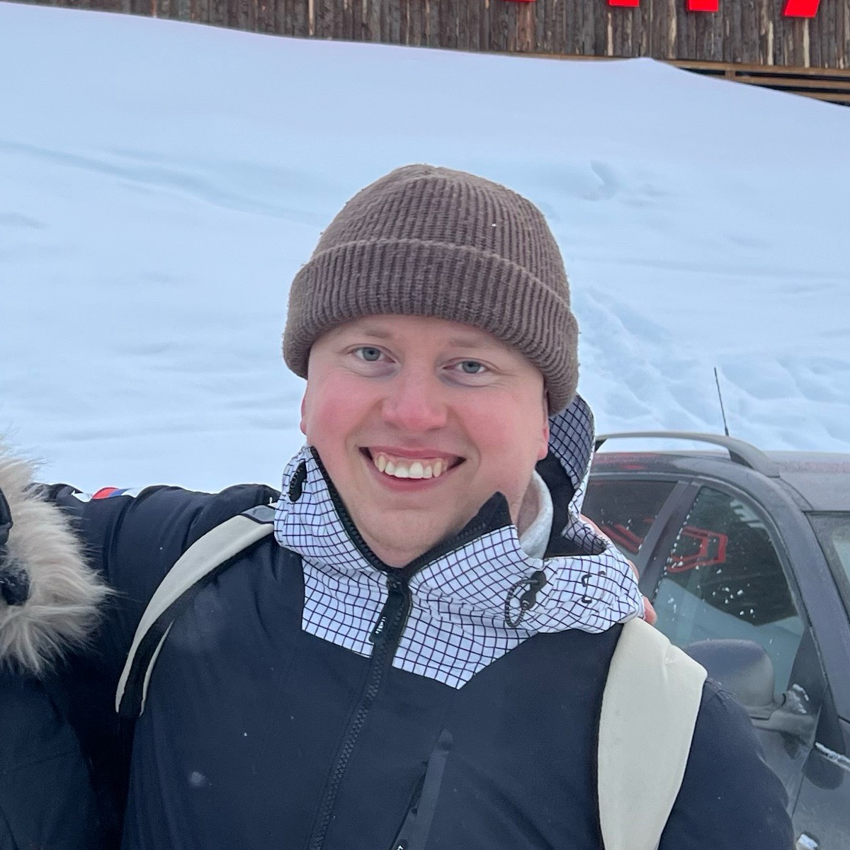Юрий Плотников