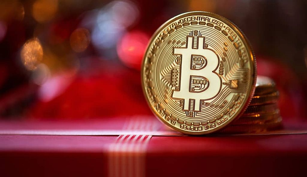 Заявления ФРС о сохранении процентных ставок лишило биткоин-ETF $430 млн | Сетка — социальная сеть от hh.ru