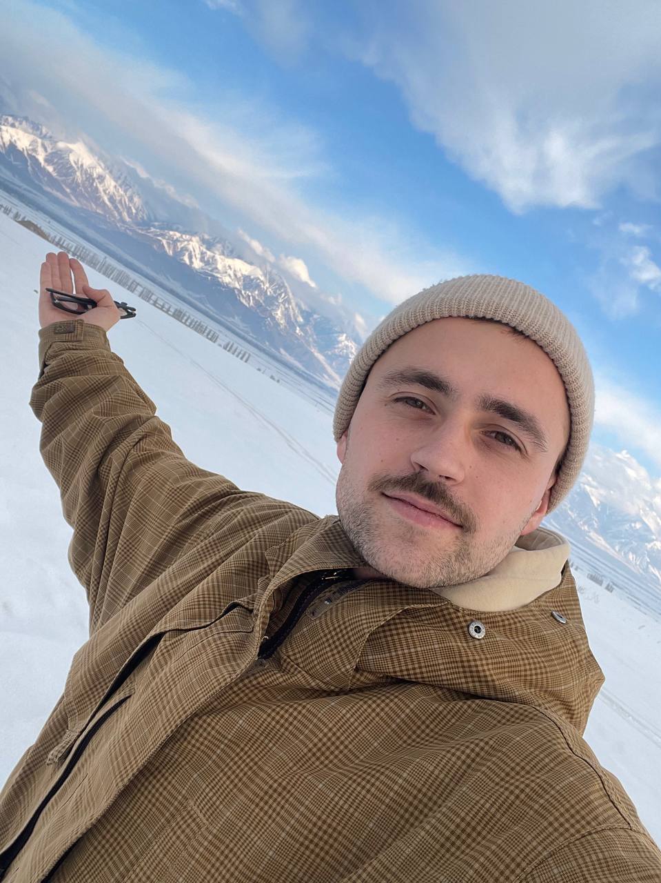 Ты знал, что в Кыргызстане арендодатели машин боятся сдавать авто местным? Потому что они могут запросто закинуть барана на заднее сиденье и повезти на рынок | Сетка — социальная сеть от hh.ru