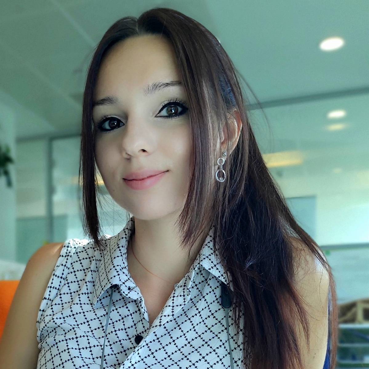 Надежда Архипова | Сетка — социальная сеть от hh.ru