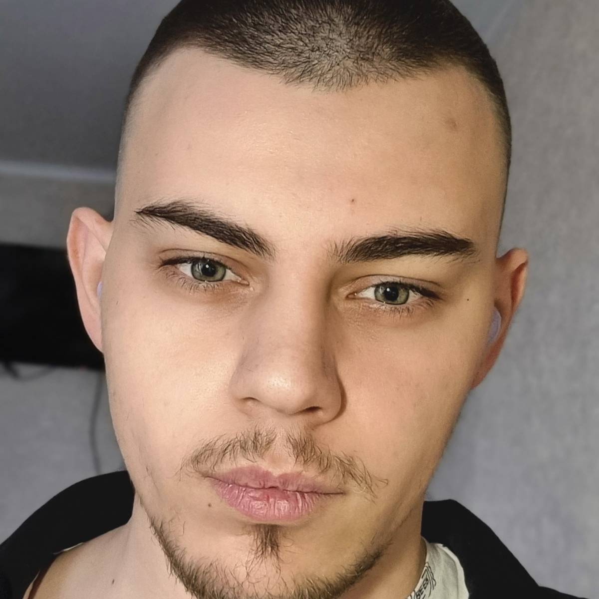 Максим Минов