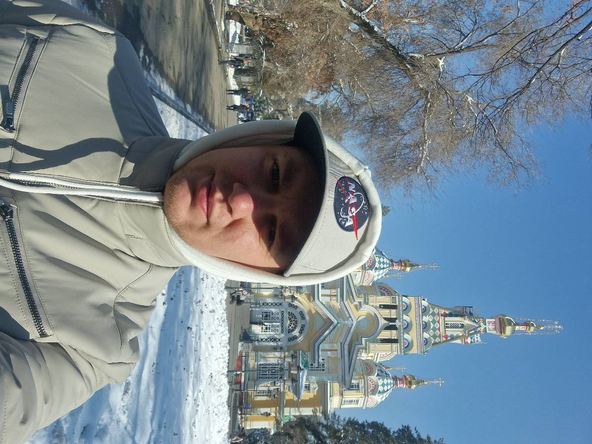 Николай Борисов