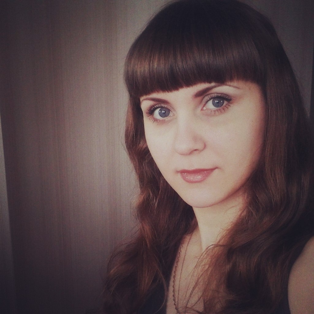 Юлия Бесфамильная | Сетка — социальная сеть от hh.ru