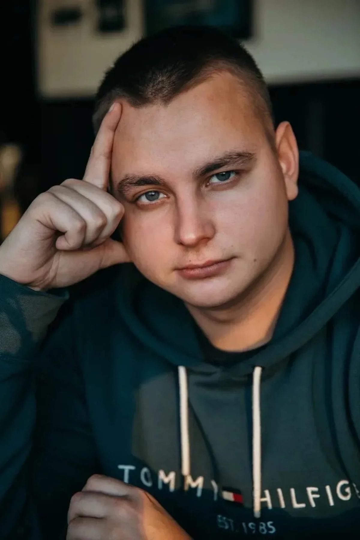 ПОСТЫ ОТ ИИ МУВЕТОН ИЛИ ДВИГАТЕЛЬ ПРОГРЕССА?
Как только начал работать ChatGPT , самые «прошаренные» пользователи начали использовать его в целях продвижения своих постов в социальных медиа | Сетка — социальная сеть от hh.ru