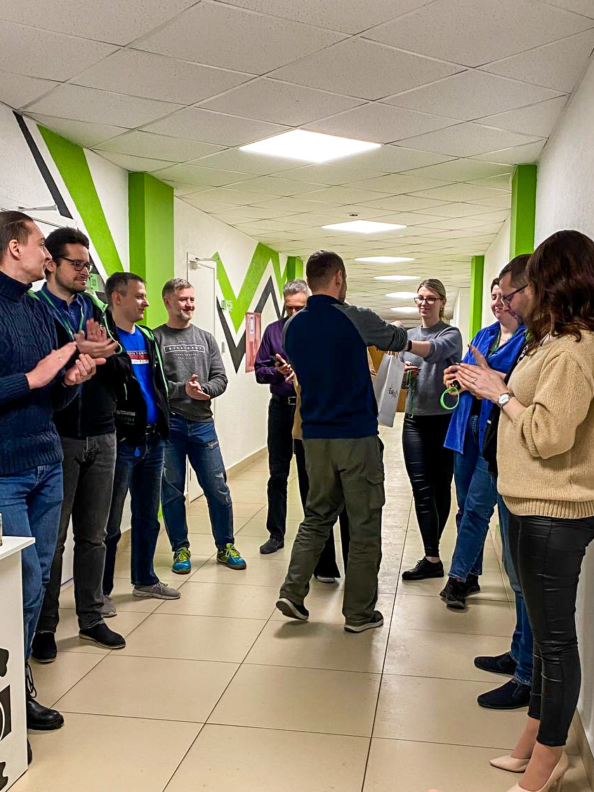 Есть баг? А если найдём?😉
Это мы про конкурс багов, который провели среди наших коллег и не только разработчиков.🚀
Потому что баги могут быть, где угодно: в документах, на встречах и просто в работе | Сетка — социальная сеть от hh.ru