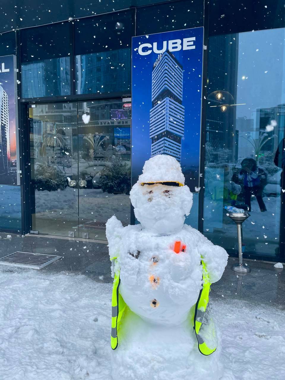 ❄️ Батуми сегодня накрыла снежная красота!
Город превратился в настоящую зимнюю сказку | Сетка — социальная сеть от hh.ru