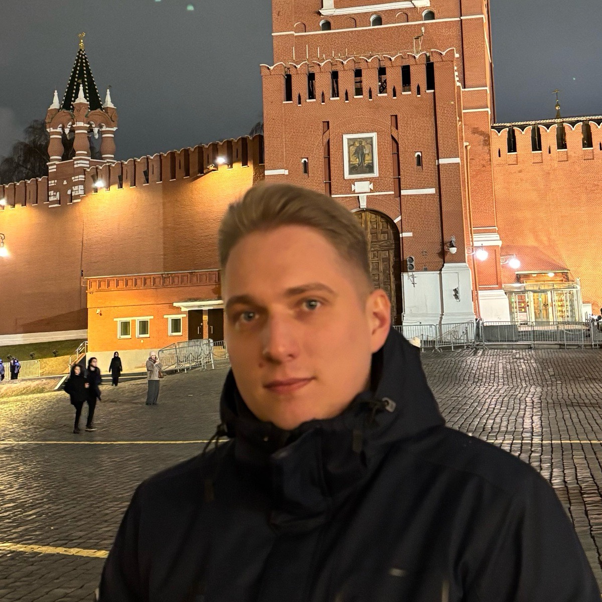 Леонид Мельниченко | Сетка — социальная сеть от hh.ru