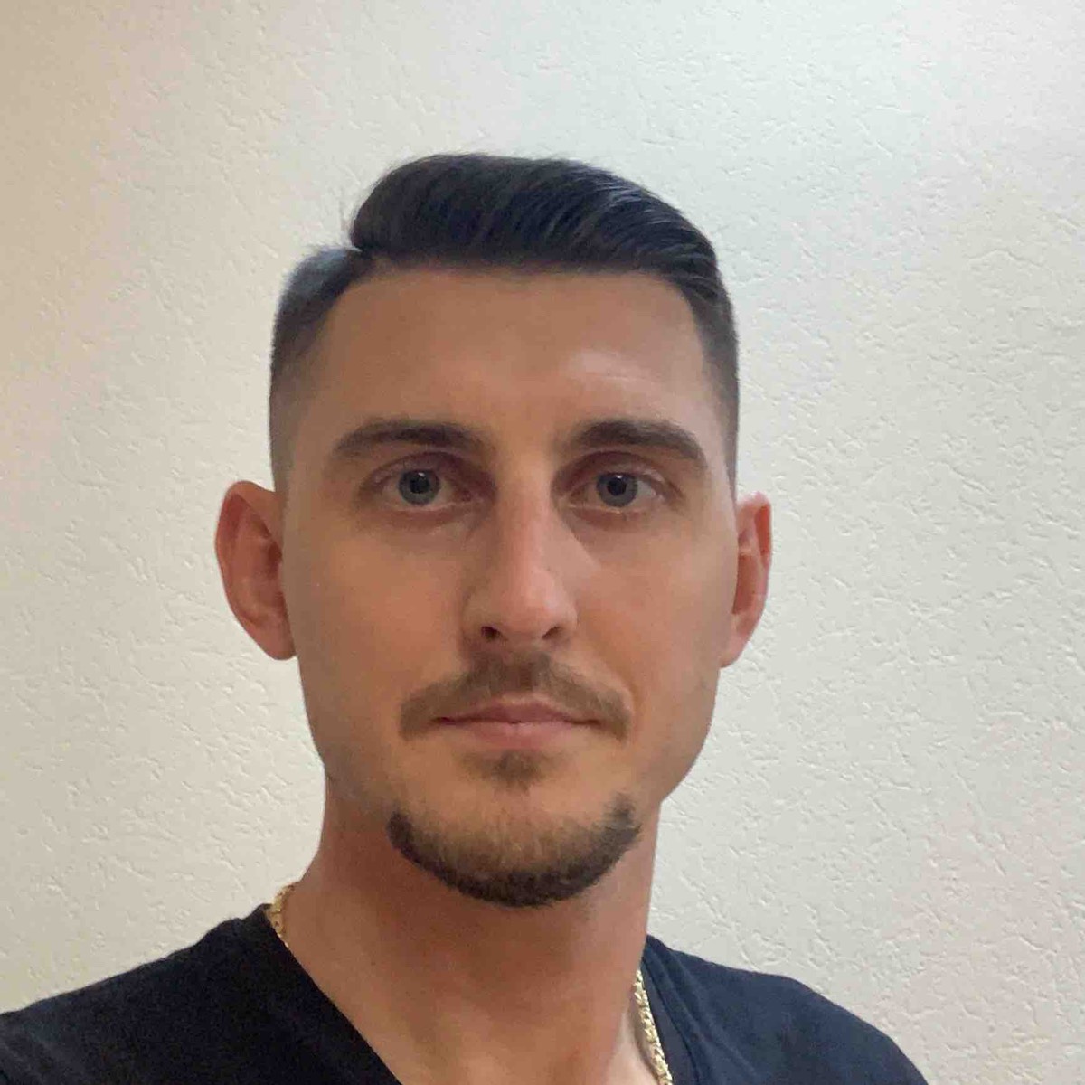 Юрий Онуфриенко