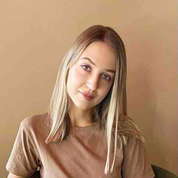 Анна Кучина