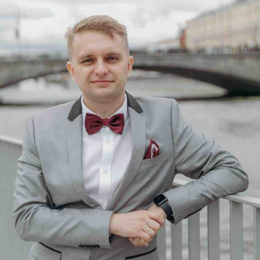 Денис Кузьмичев | Сетка — социальная сеть от hh.ru