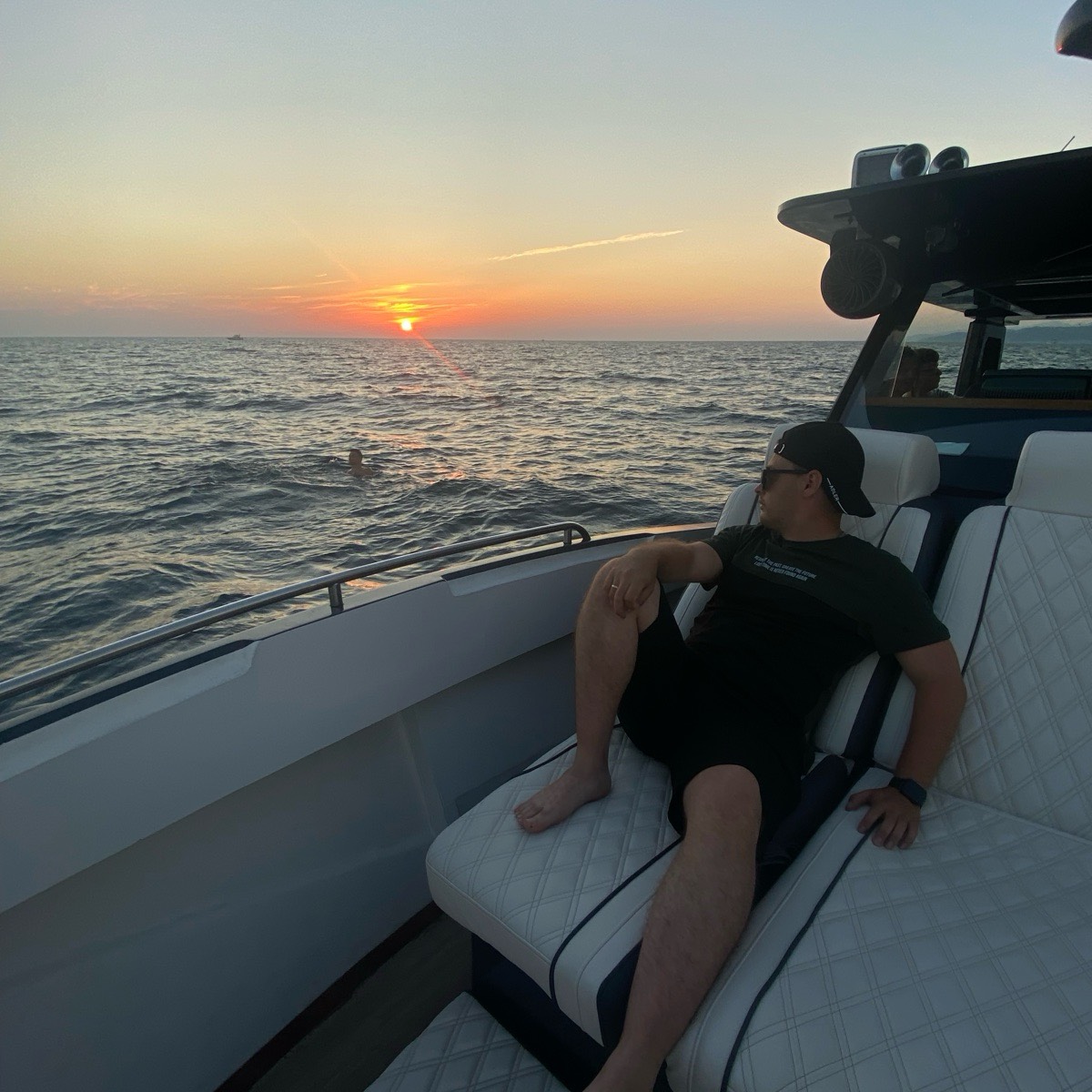 Денис Букин