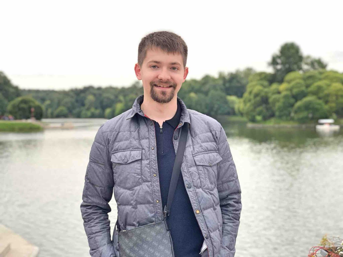 Михаил Абалмасов