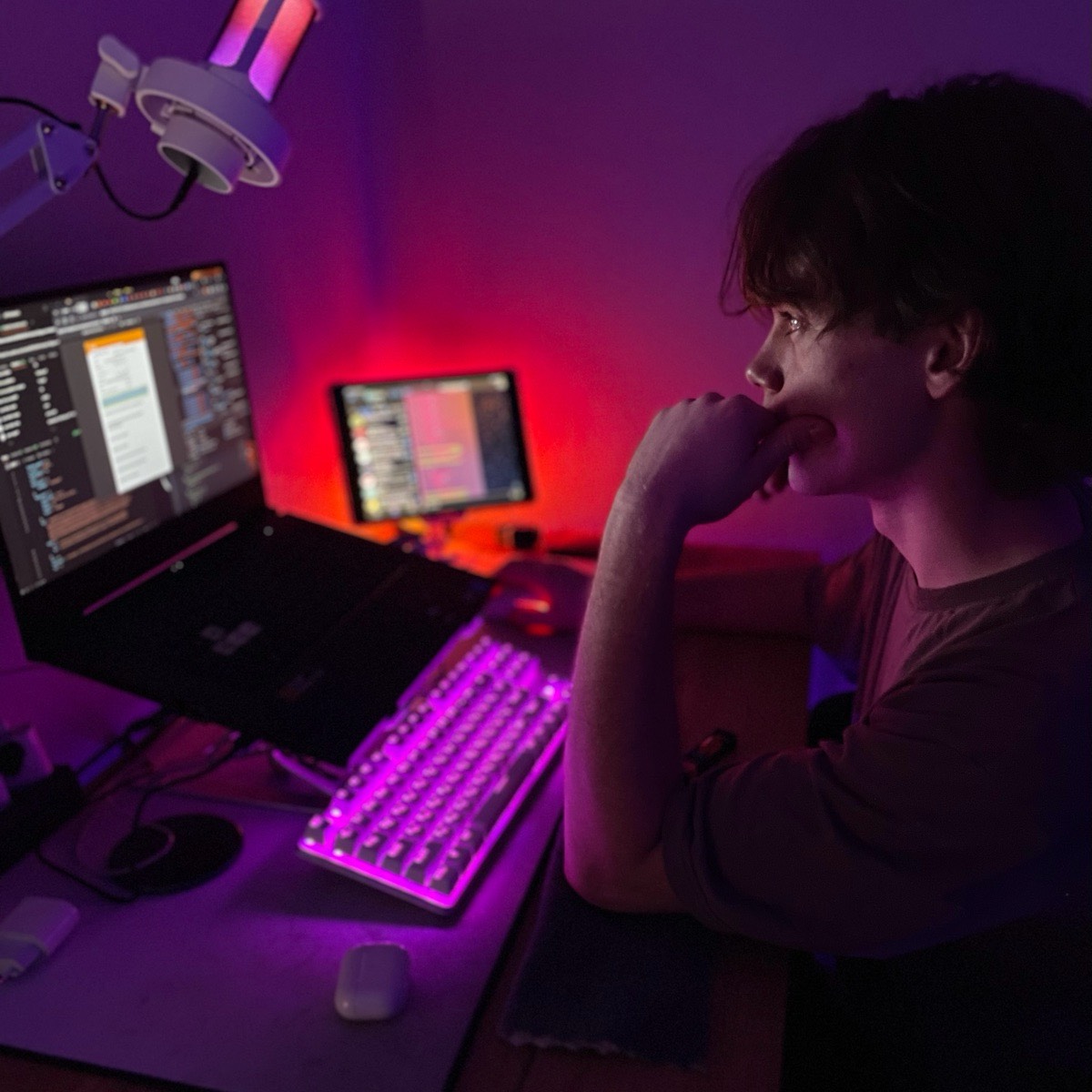 Felix Shurakov | Сетка — социальная сеть от hh.ru