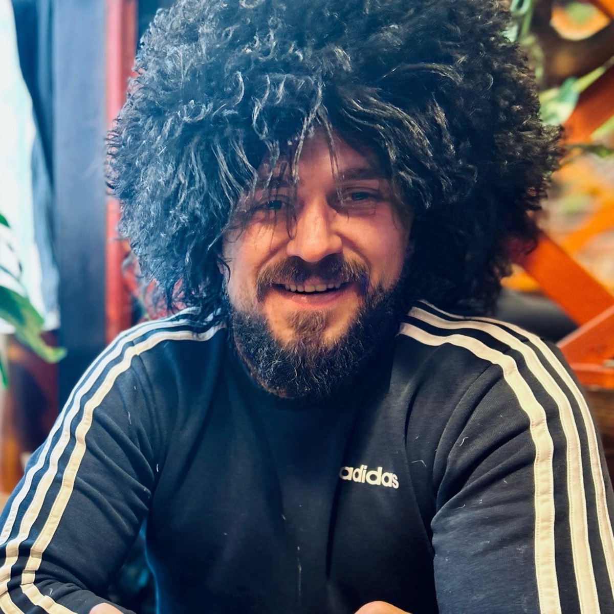 Роман Николаев